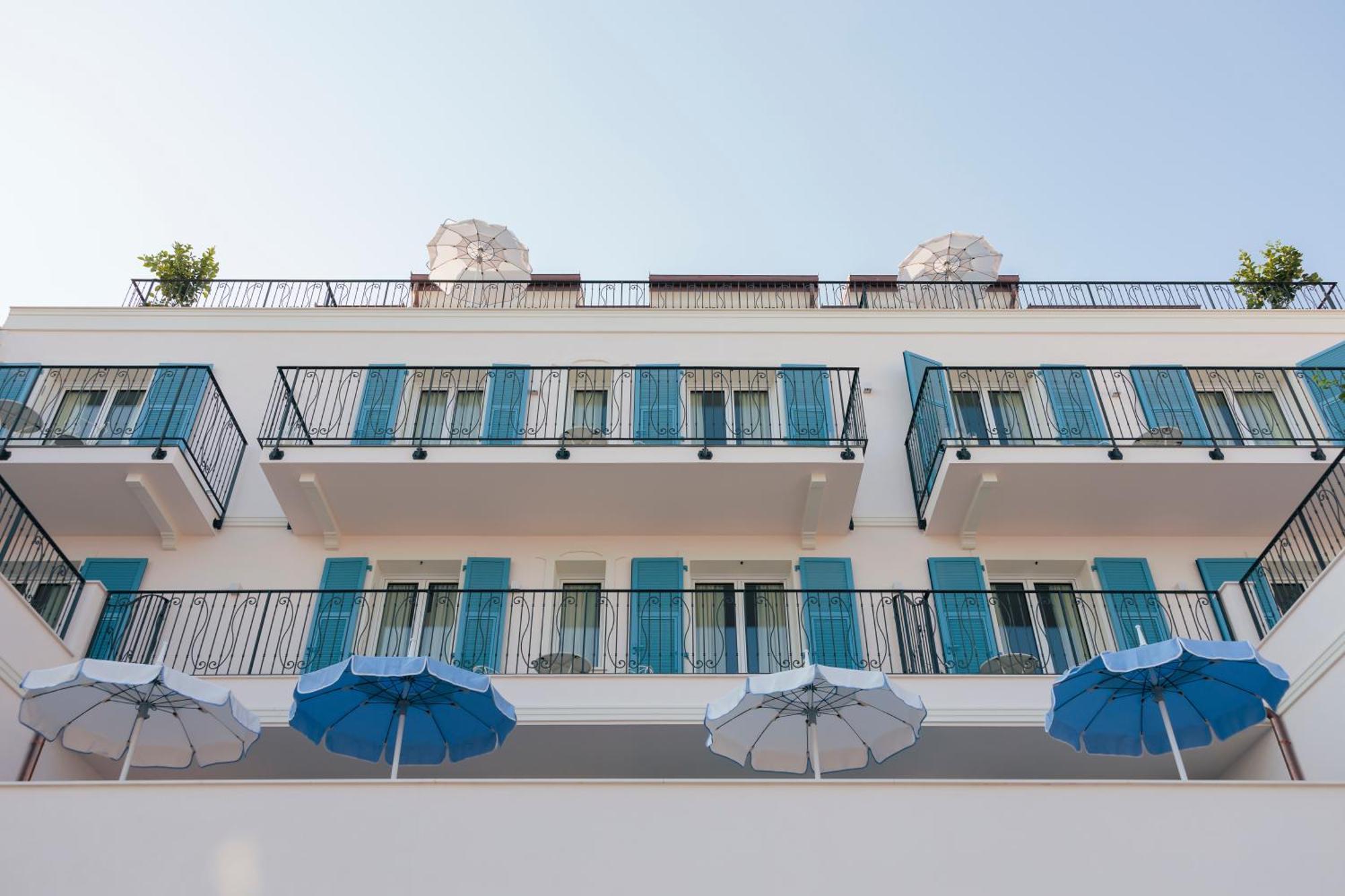 A'Mare Boutique Hotel & Spa Пиетра Лигуре Екстериор снимка