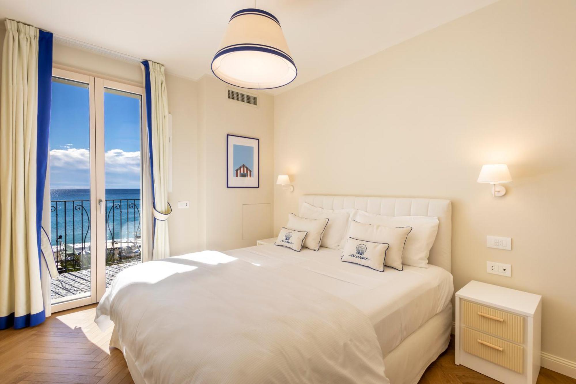 A'Mare Boutique Hotel & Spa Пиетра Лигуре Екстериор снимка