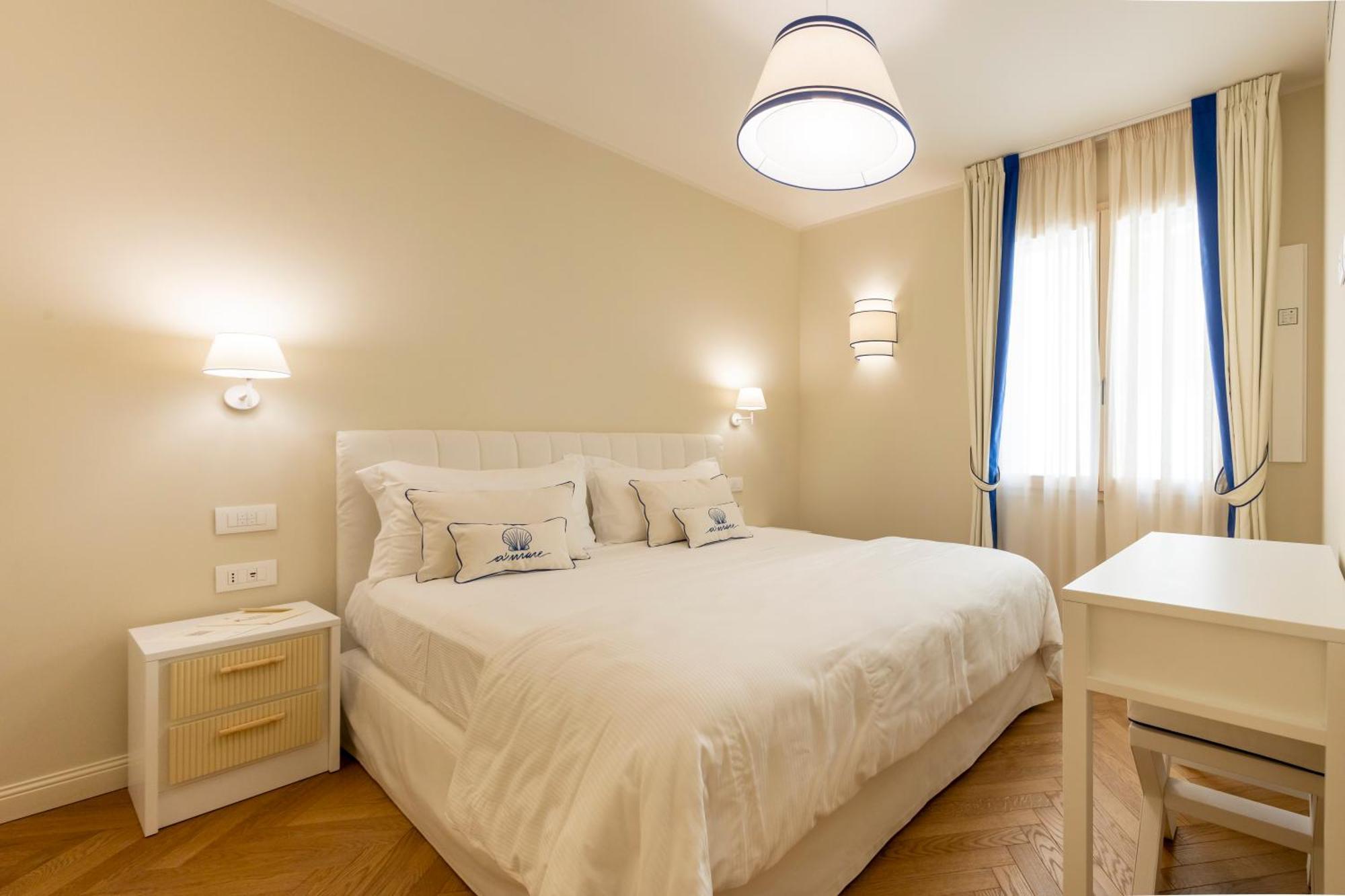 A'Mare Boutique Hotel & Spa Пиетра Лигуре Екстериор снимка