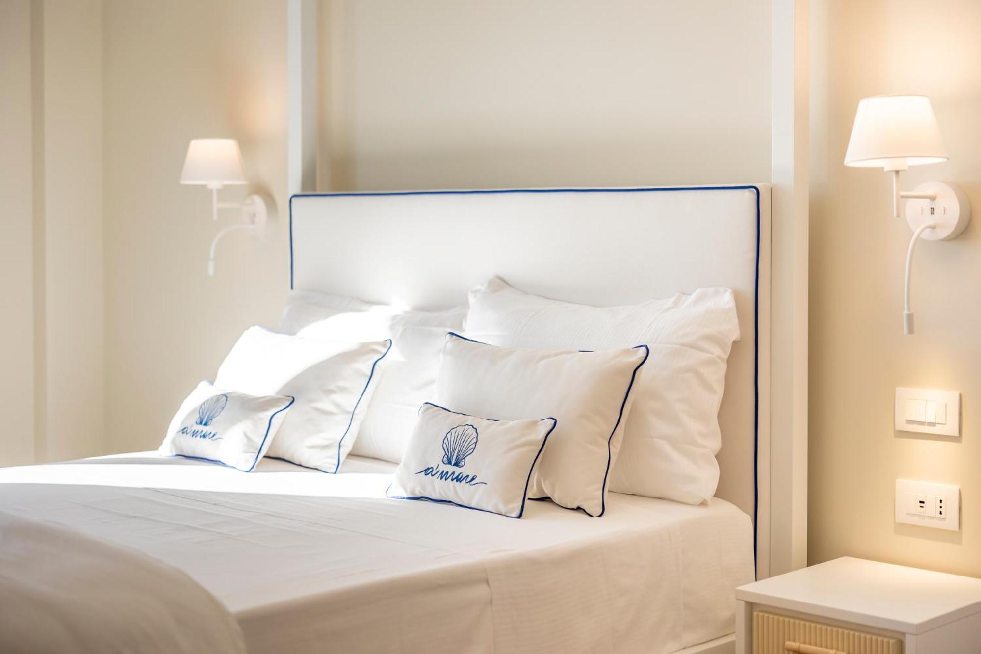 A'Mare Boutique Hotel & Spa Пиетра Лигуре Екстериор снимка