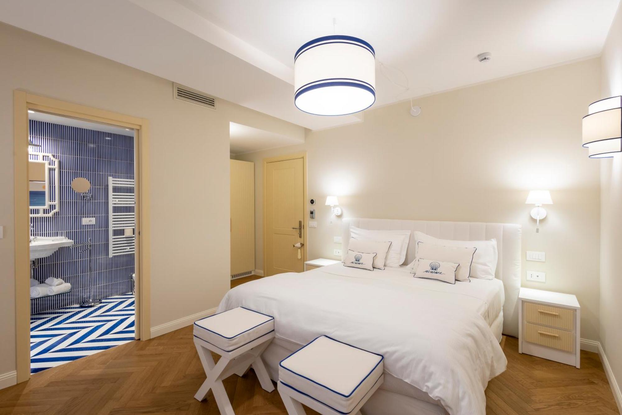 A'Mare Boutique Hotel & Spa Пиетра Лигуре Екстериор снимка